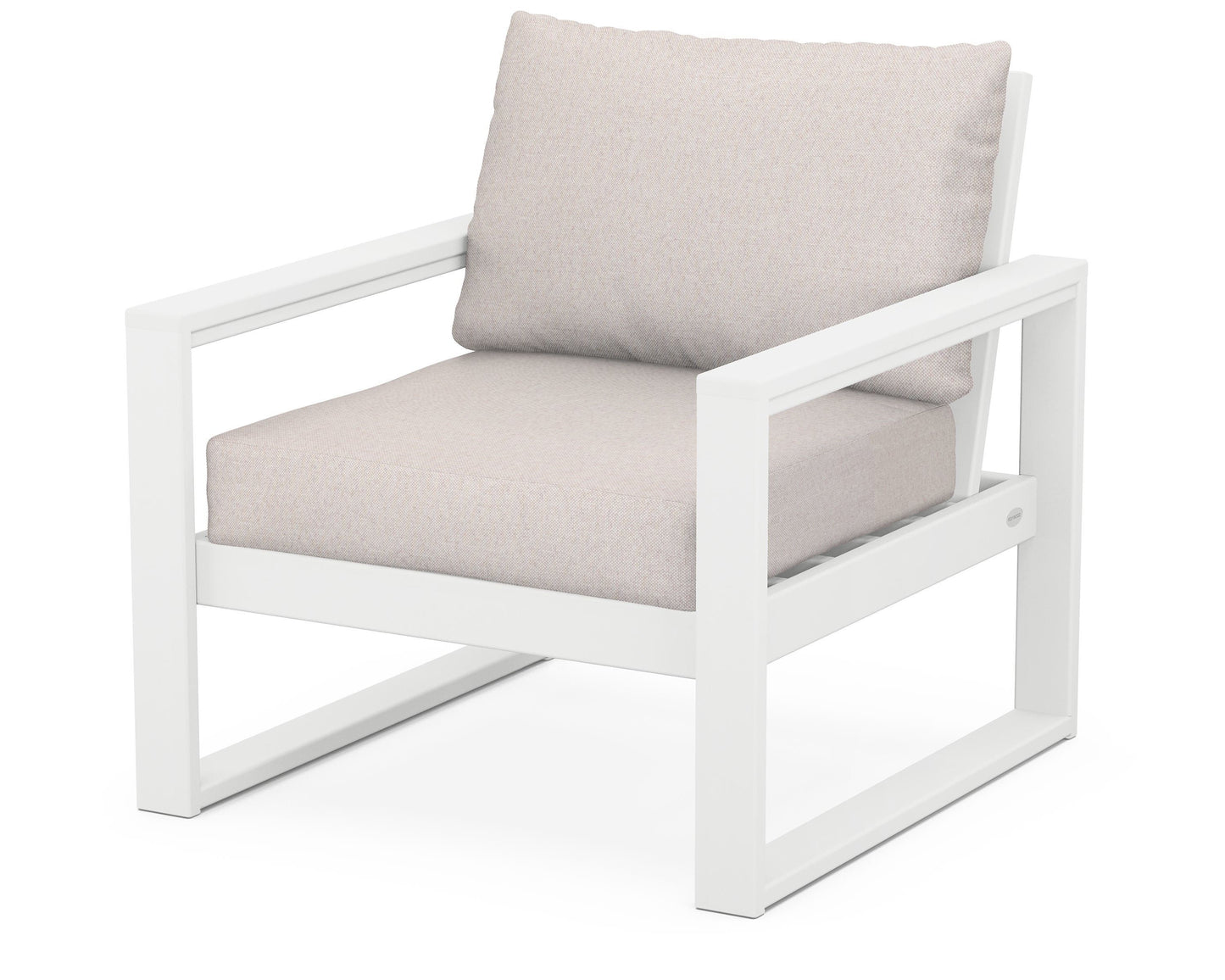 EDGE Club Chair