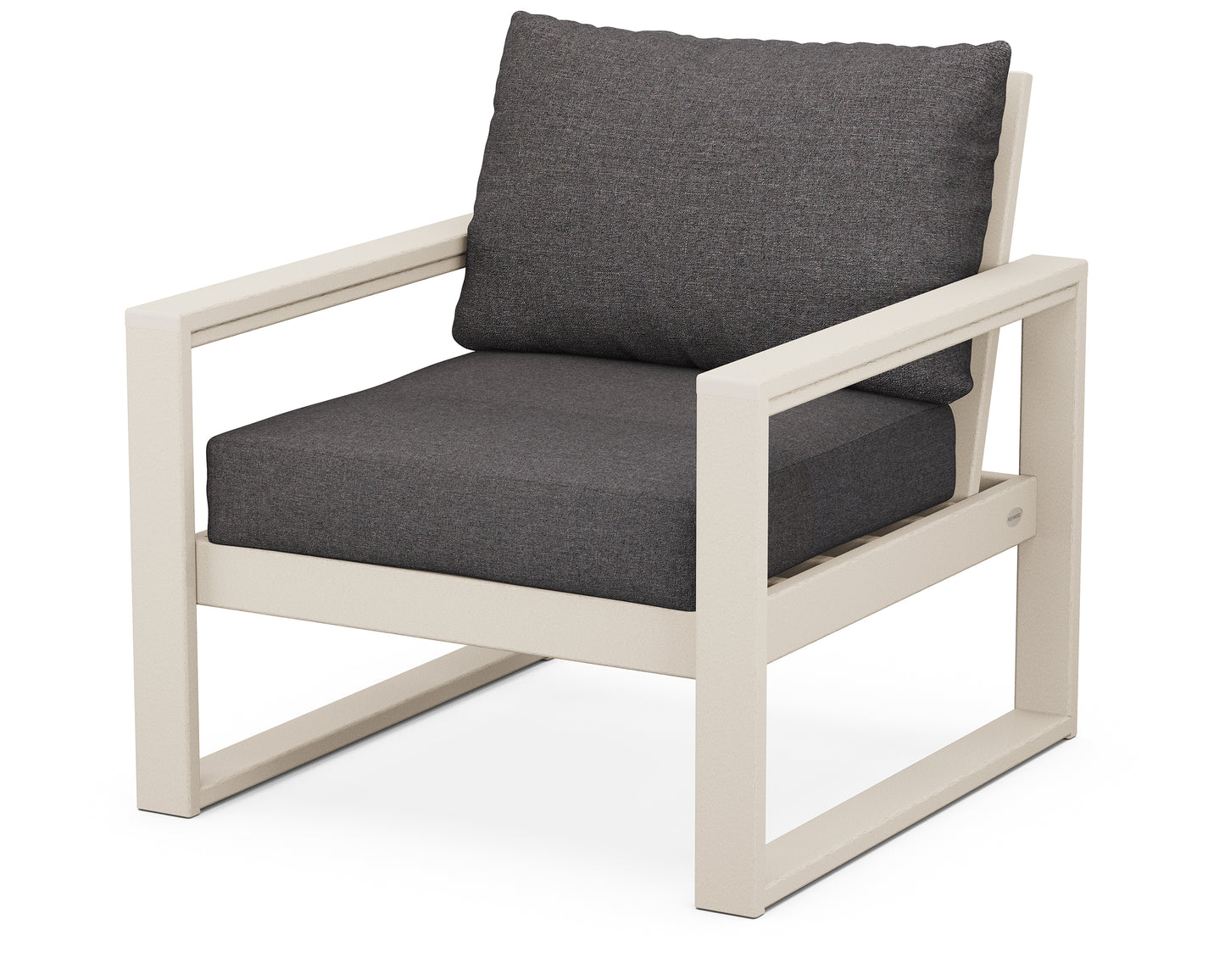 EDGE Club Chair