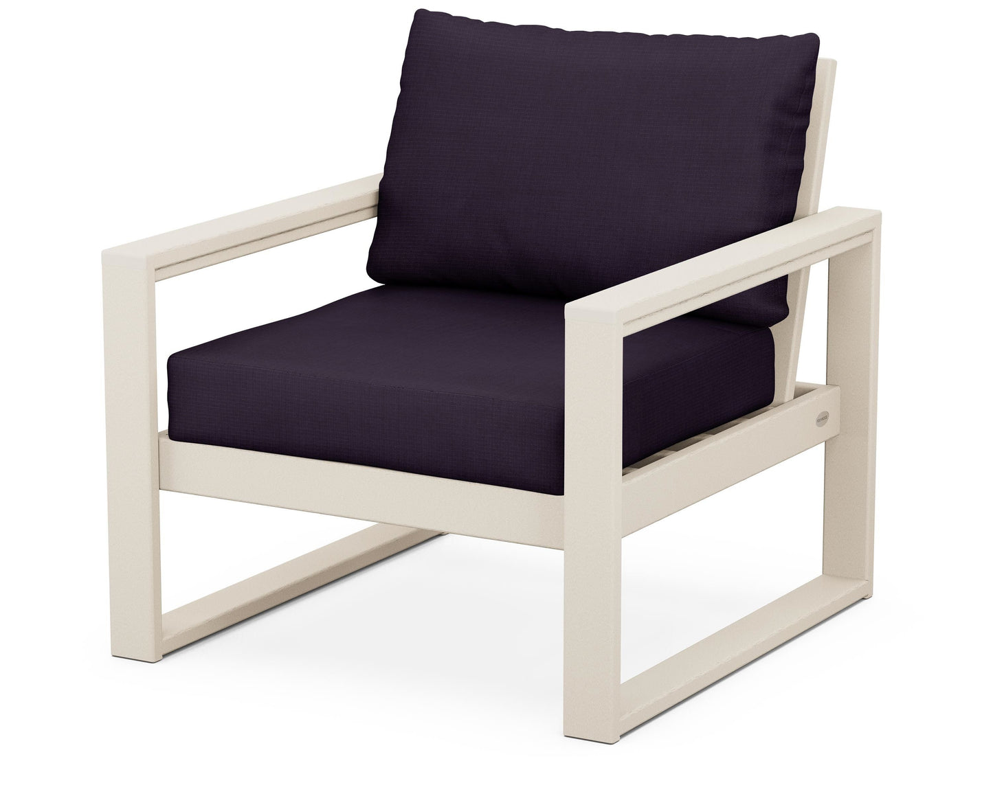 EDGE Club Chair