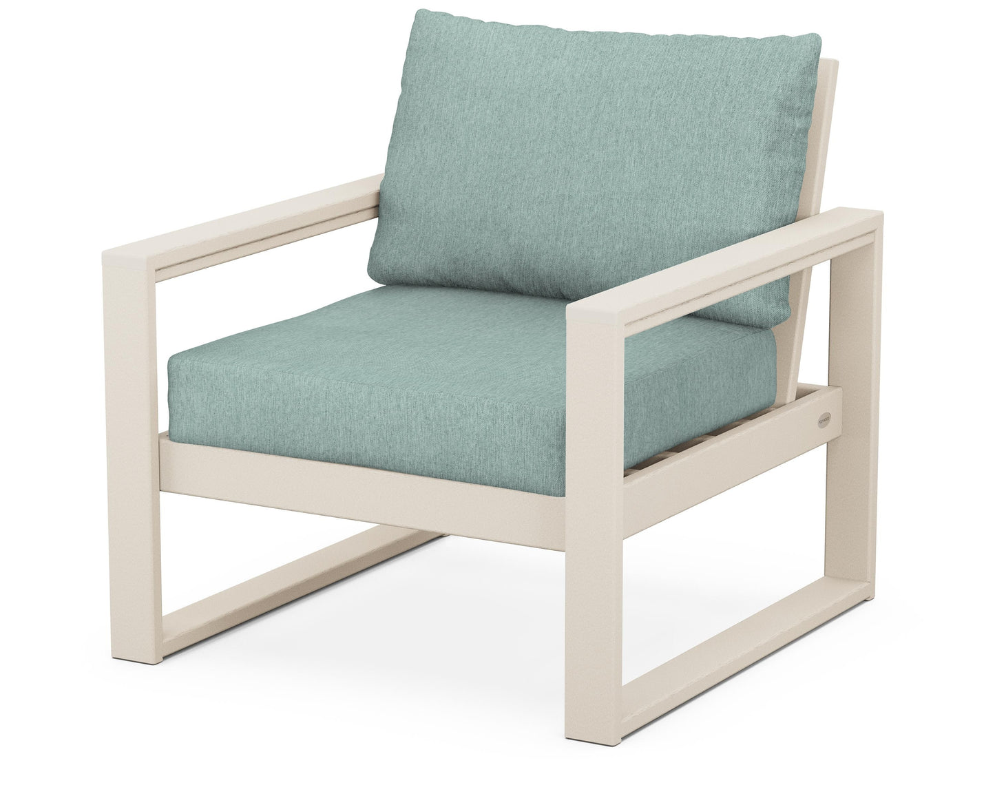 EDGE Club Chair