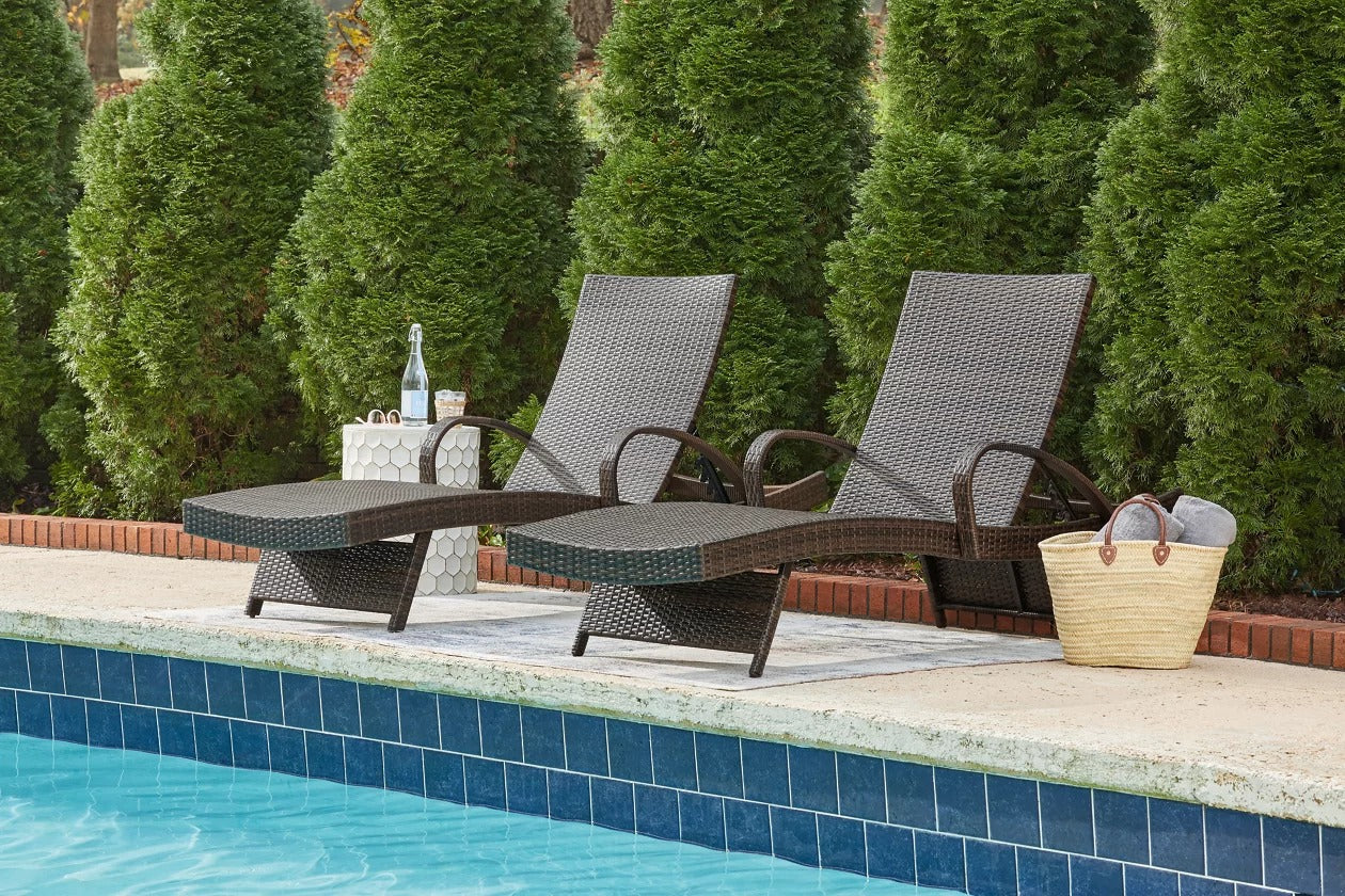 Kantana Collection Chaise Lounge