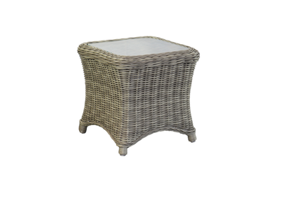 Realisteak End Table
