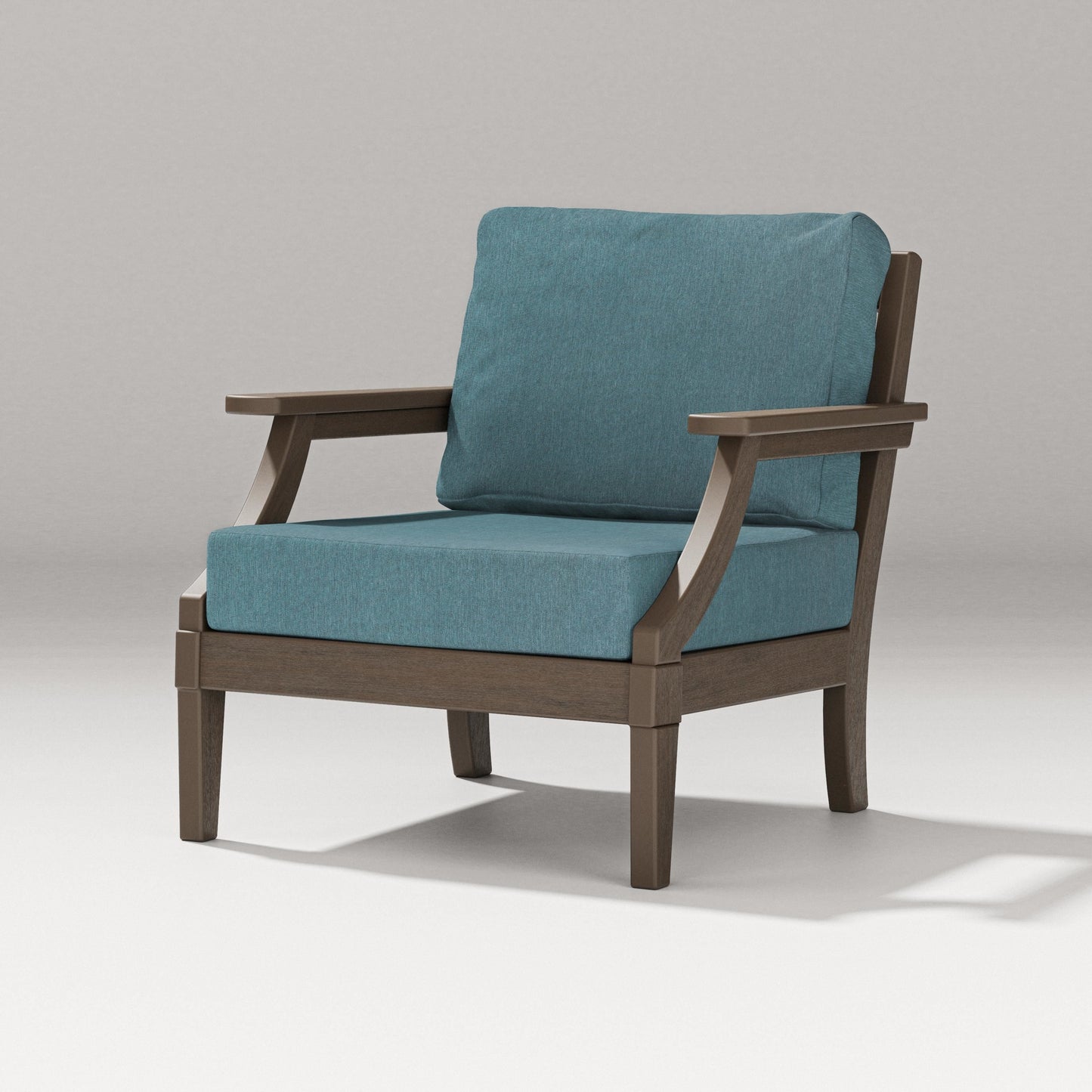 Estate Lounge Chair