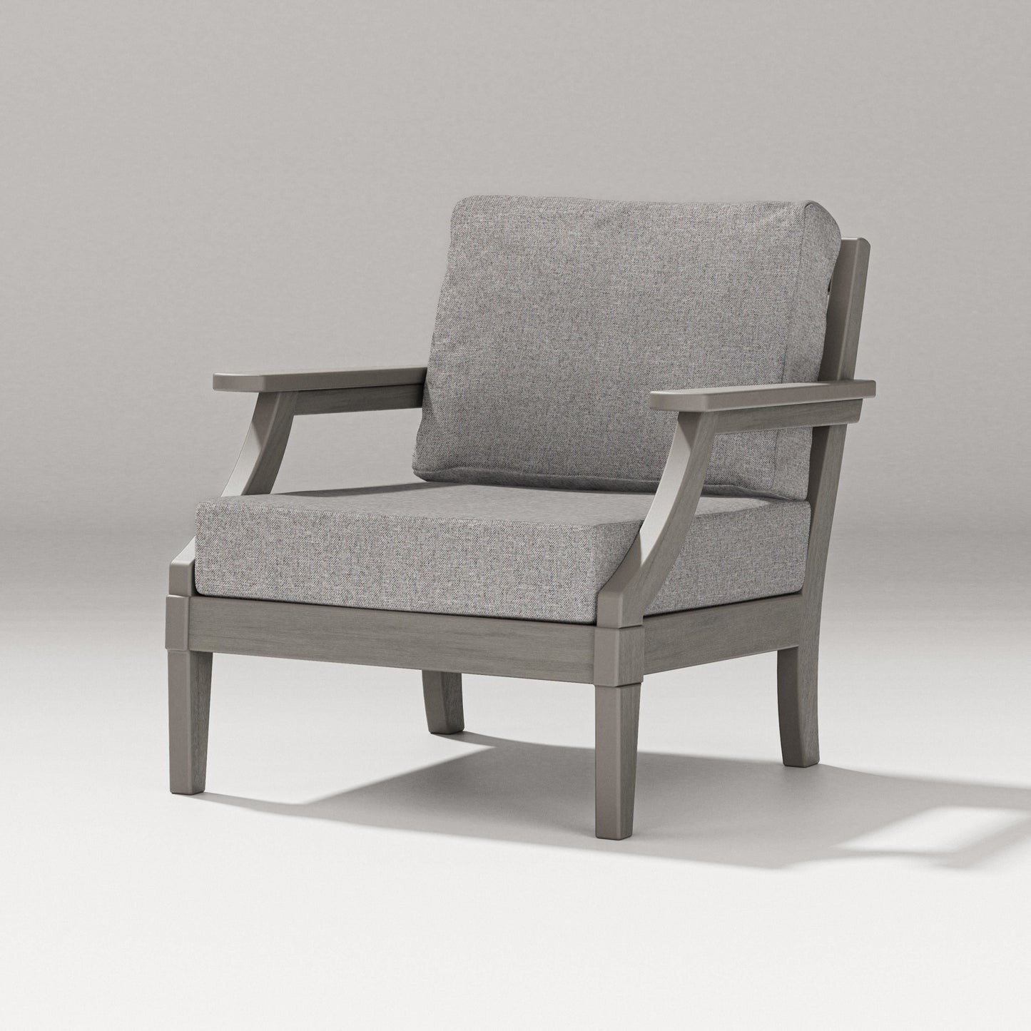 Estate Lounge Chair