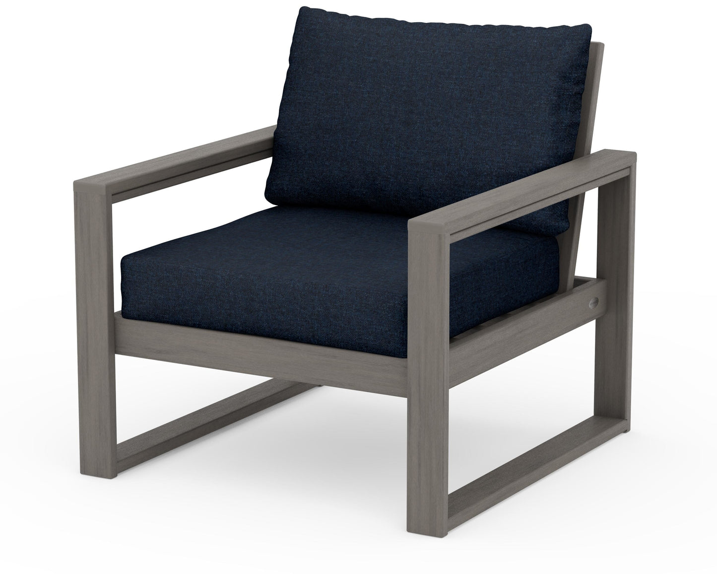EDGE Club Chair