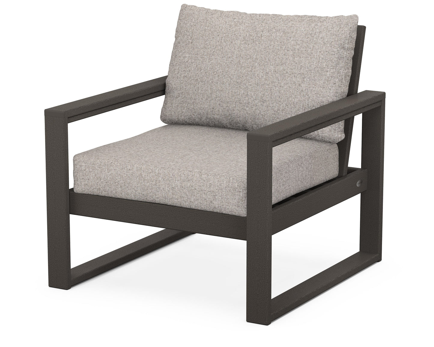 EDGE Club Chair