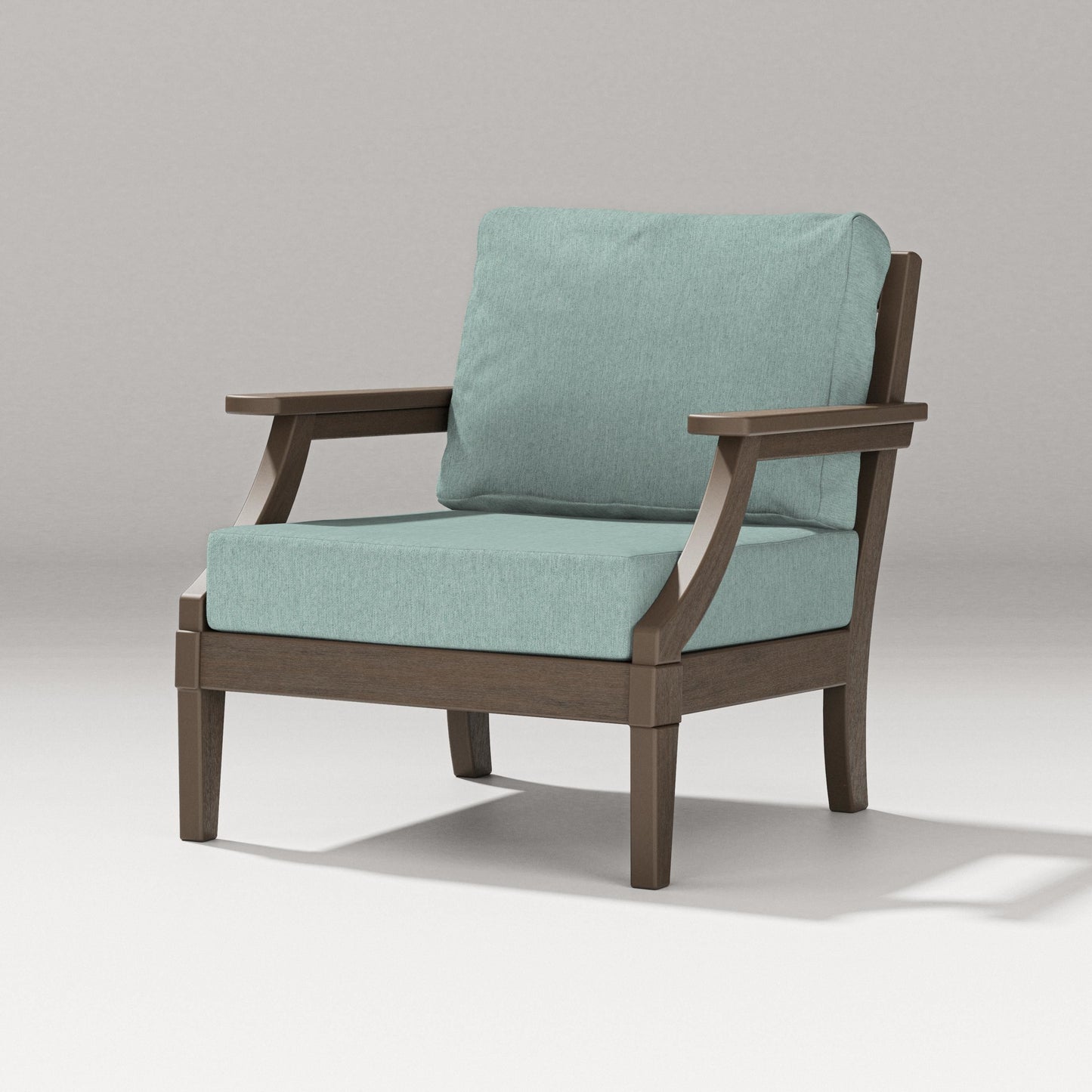 Estate Lounge Chair