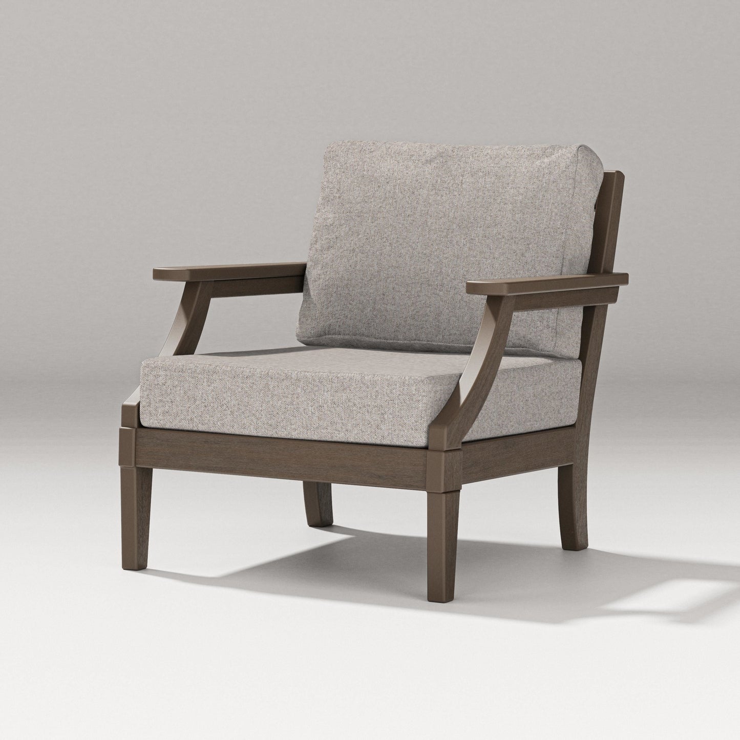 Estate Lounge Chair