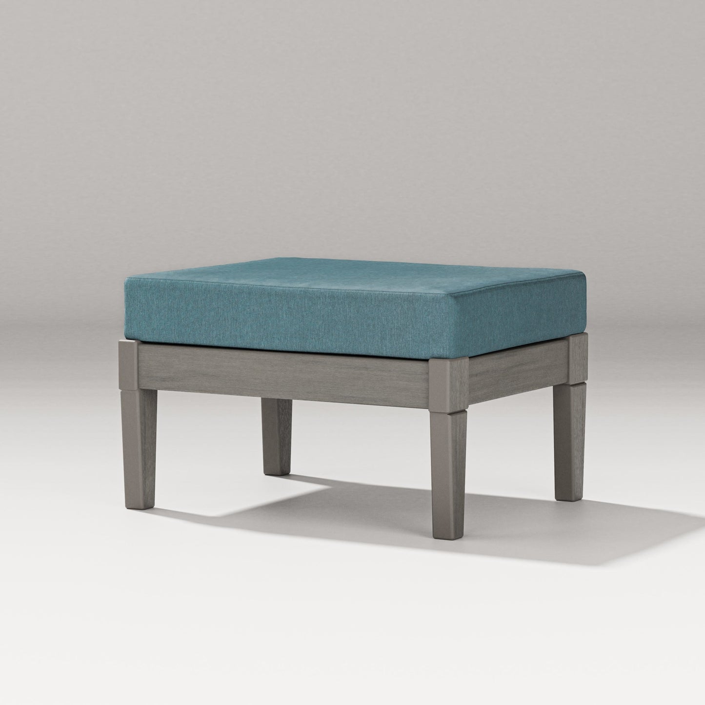 Estate Lounge Ottoman