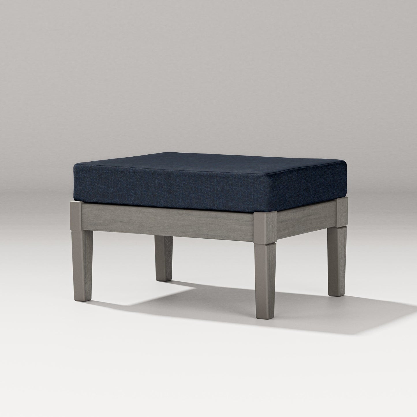 Estate Lounge Ottoman