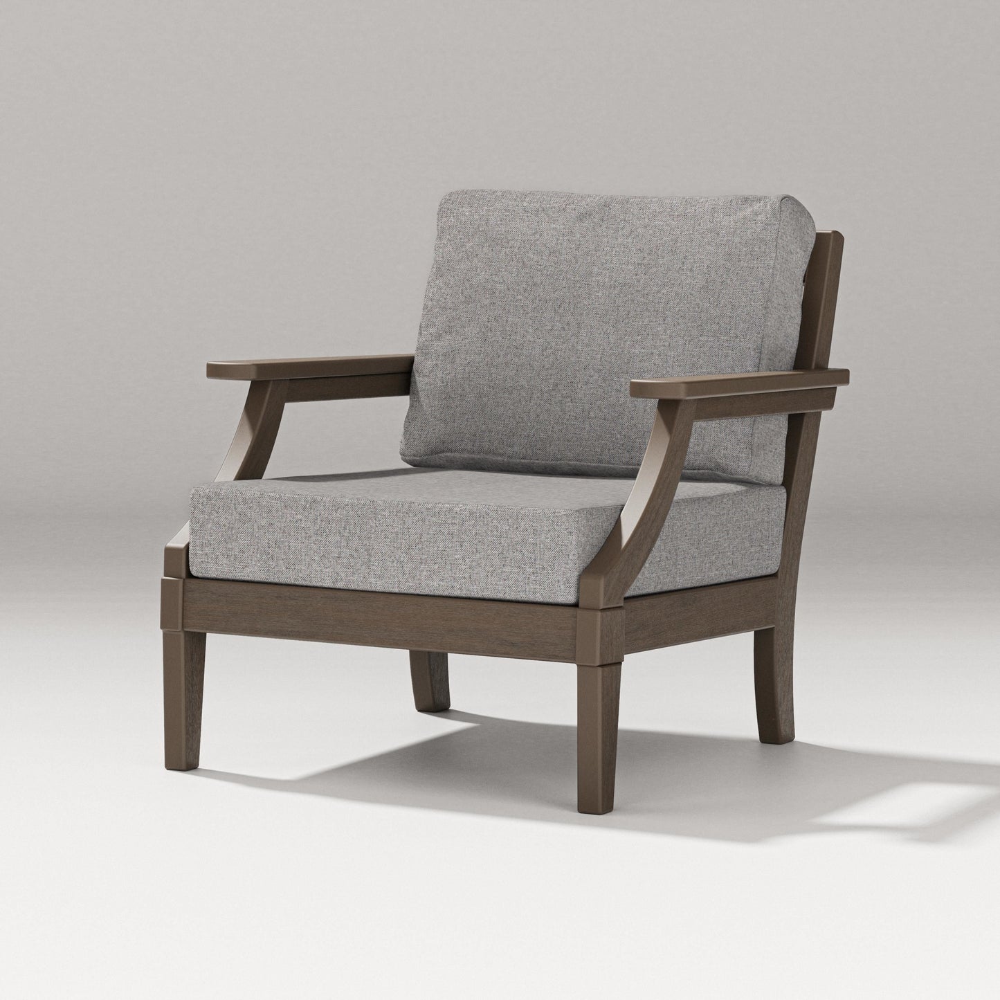 Estate Lounge Chair