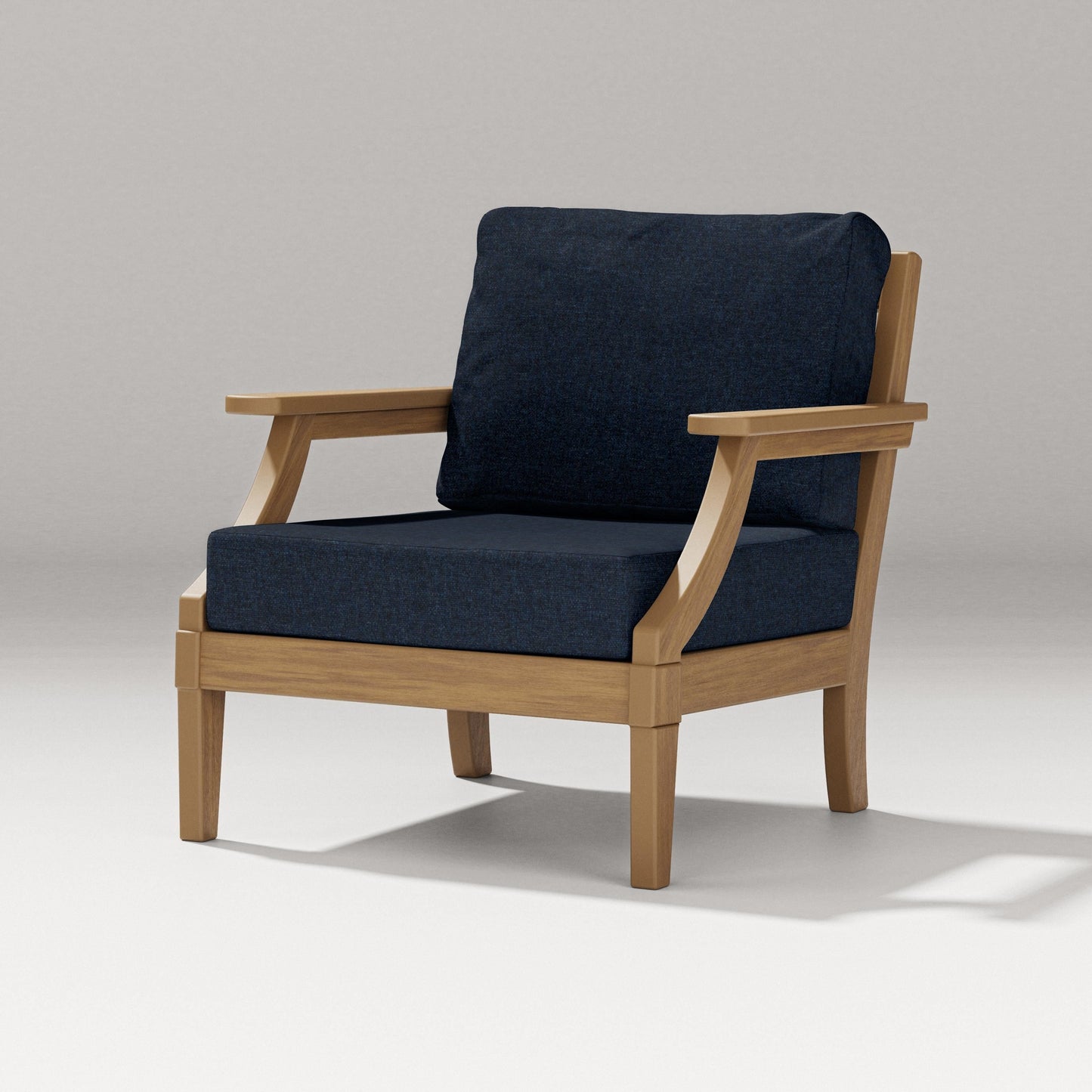 Estate Lounge Chair