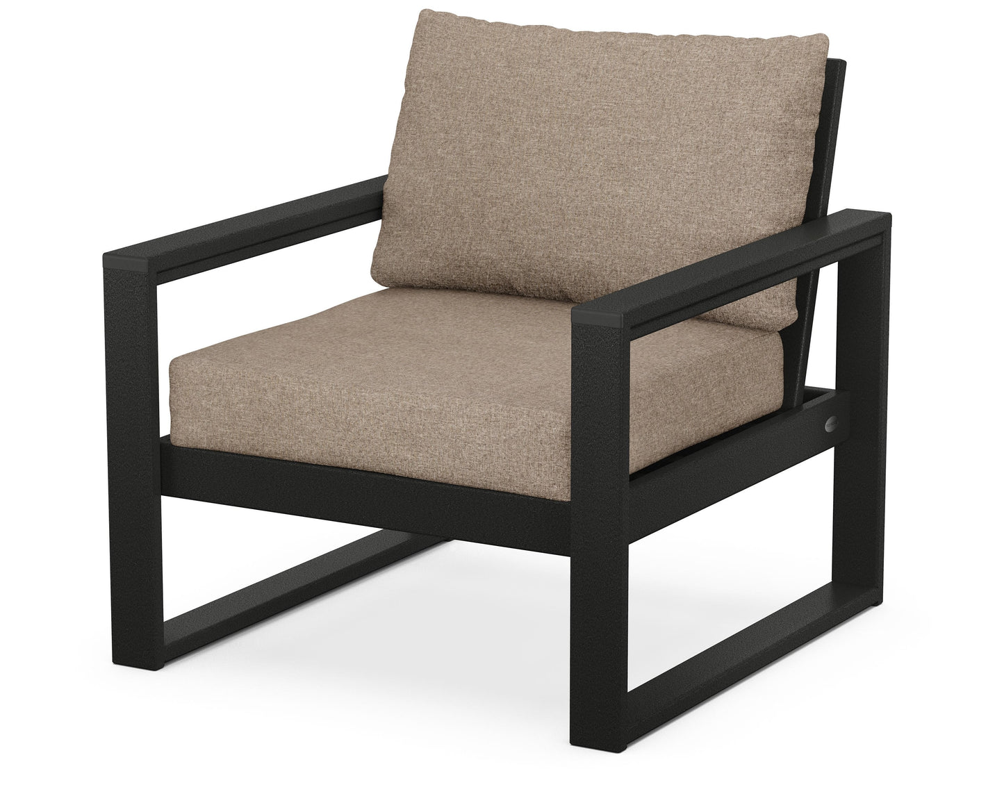 EDGE Club Chair