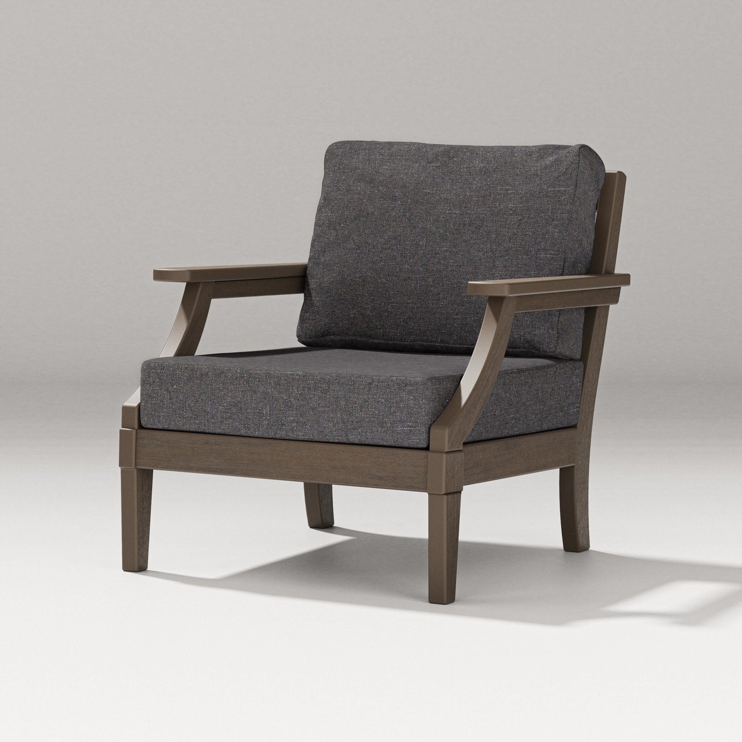 Estate Lounge Chair