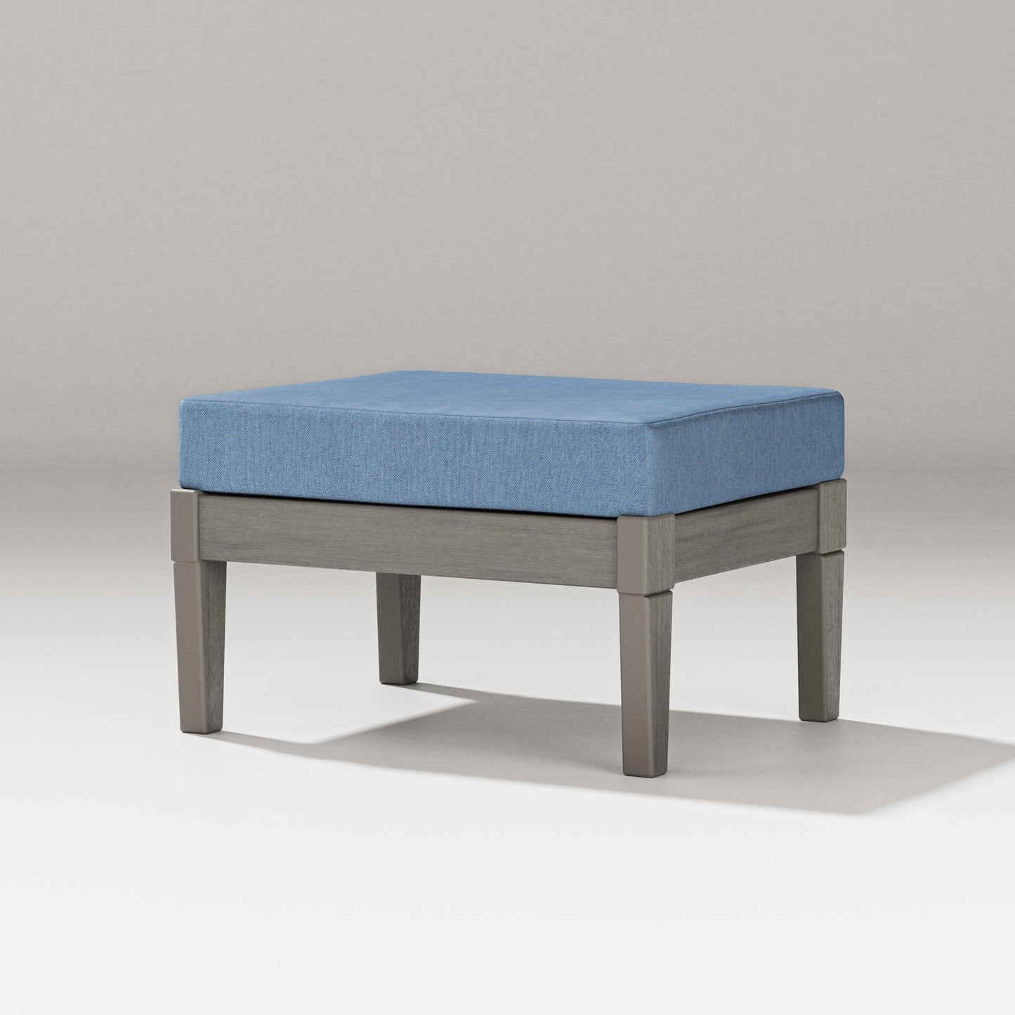 Estate Lounge Ottoman