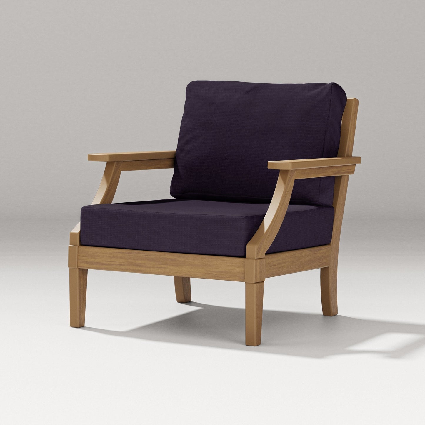 Estate Lounge Chair