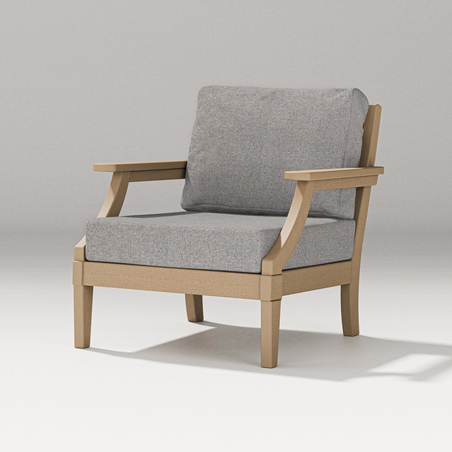 Estate Lounge Chair
