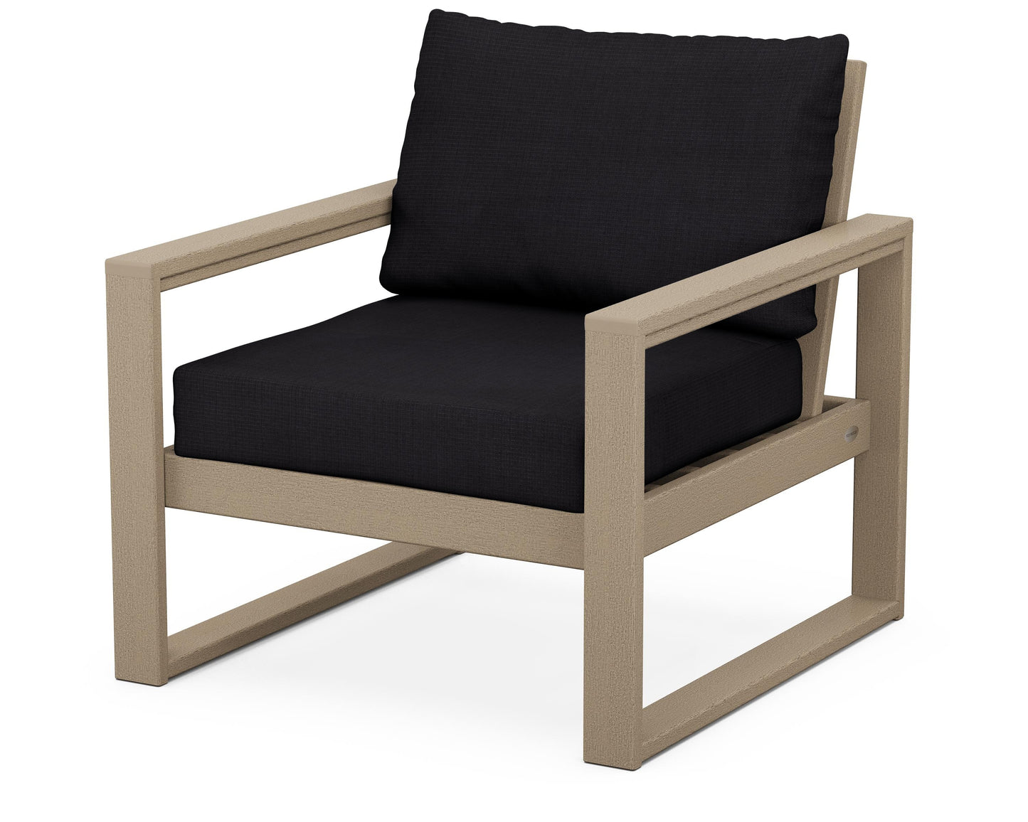 EDGE Club Chair