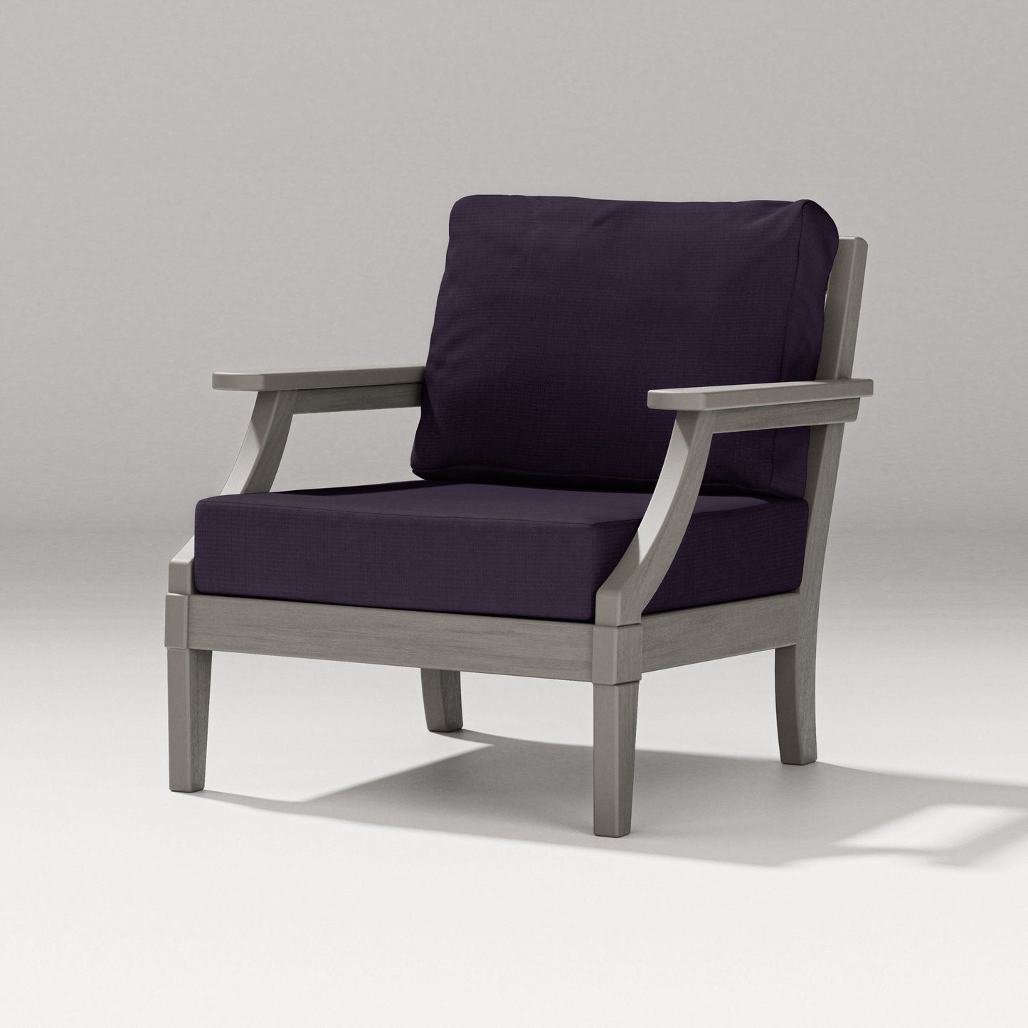 Estate Lounge Chair
